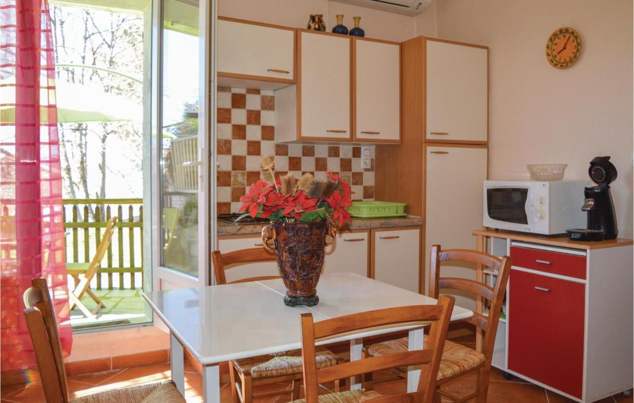 Nice Apartment In Zonza With Kitchenette Exteriör bild